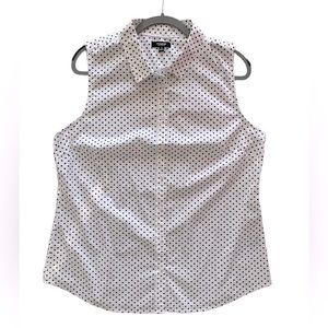 Polka dot white sleeveless shirt XL